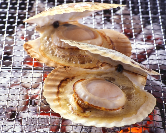 ホタテの網焼き